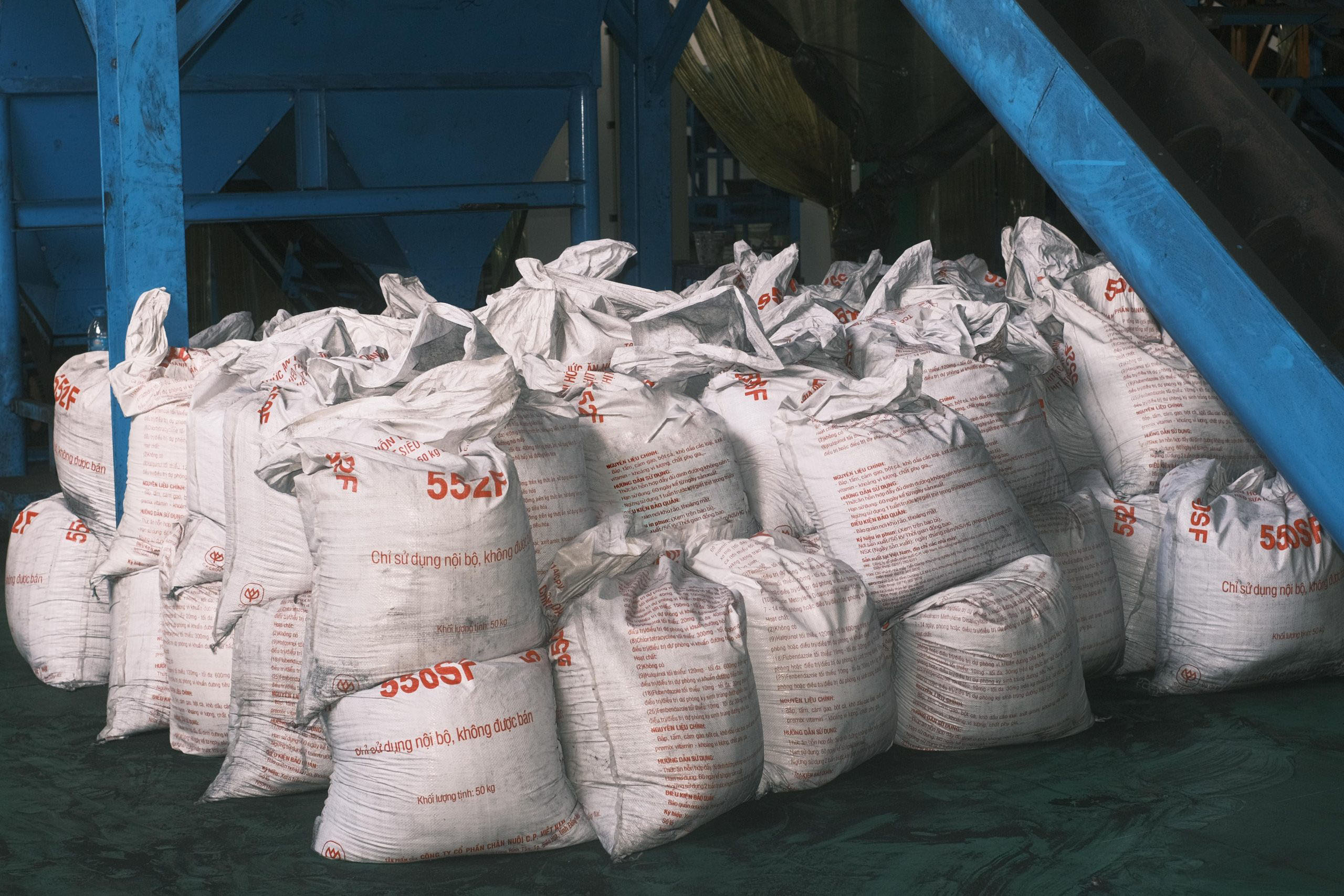 Coconut shell raw material